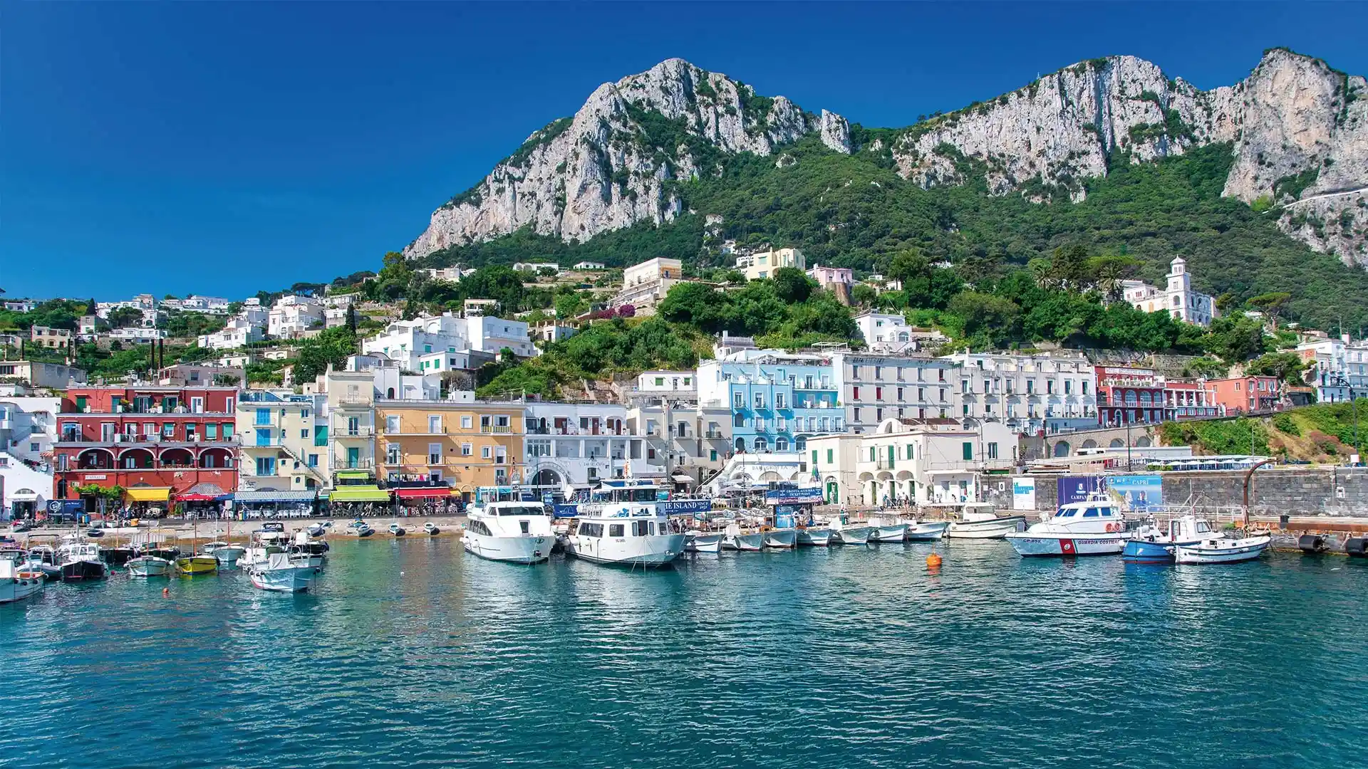 Explore Capri Island: Luxury Villas, Breathtaking Views