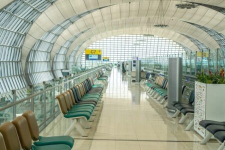 فرودگاه ازمیر سالن انتظار