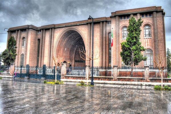 موزه ملی ایران باستان