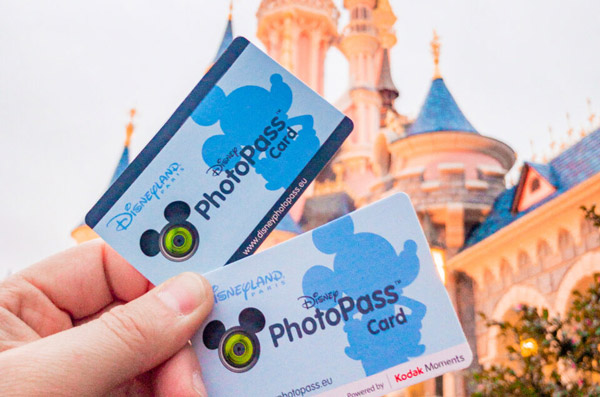 Disney PhotoPass سرویس اشتراک گذاری عکس های خانوادگی در دیزنی لند