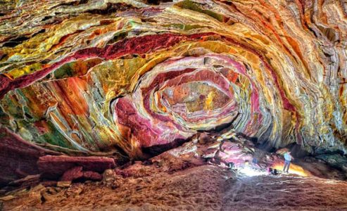 Salt Cave Of Qeshm