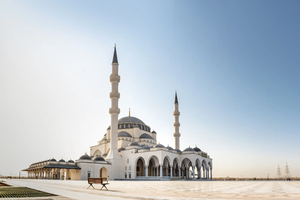 مسجد الشارقة الكبير