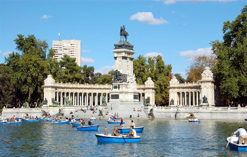 El Retiro Park