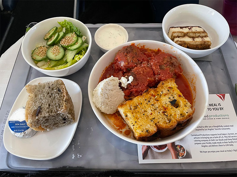 In-Flight Meal Service Times