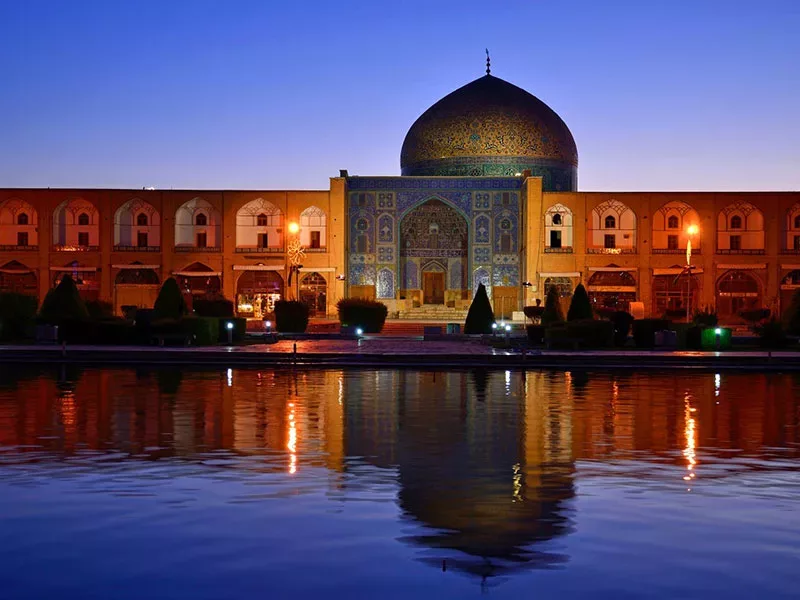 مسجد شیخ لطف الله در مساجد زیبا و تاریخی ایران