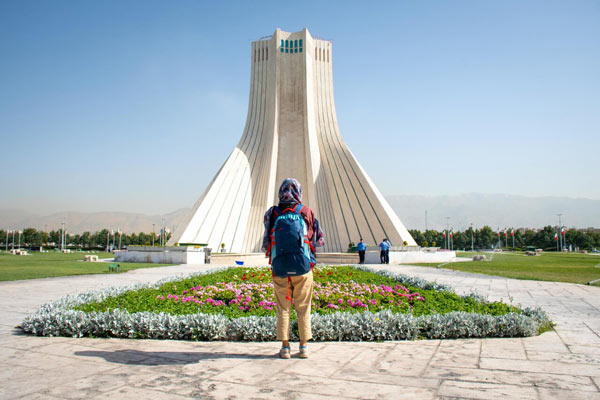 الأشياء الضرورية في السفر إلى طهران