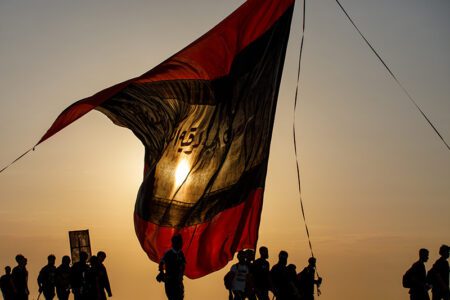 المشي في زيارة الأربعين