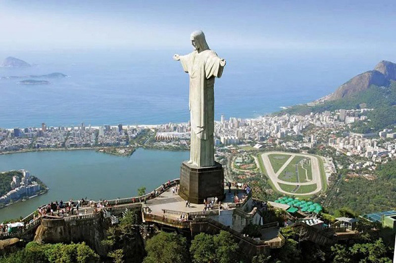 أكبر التماثيل في العالم