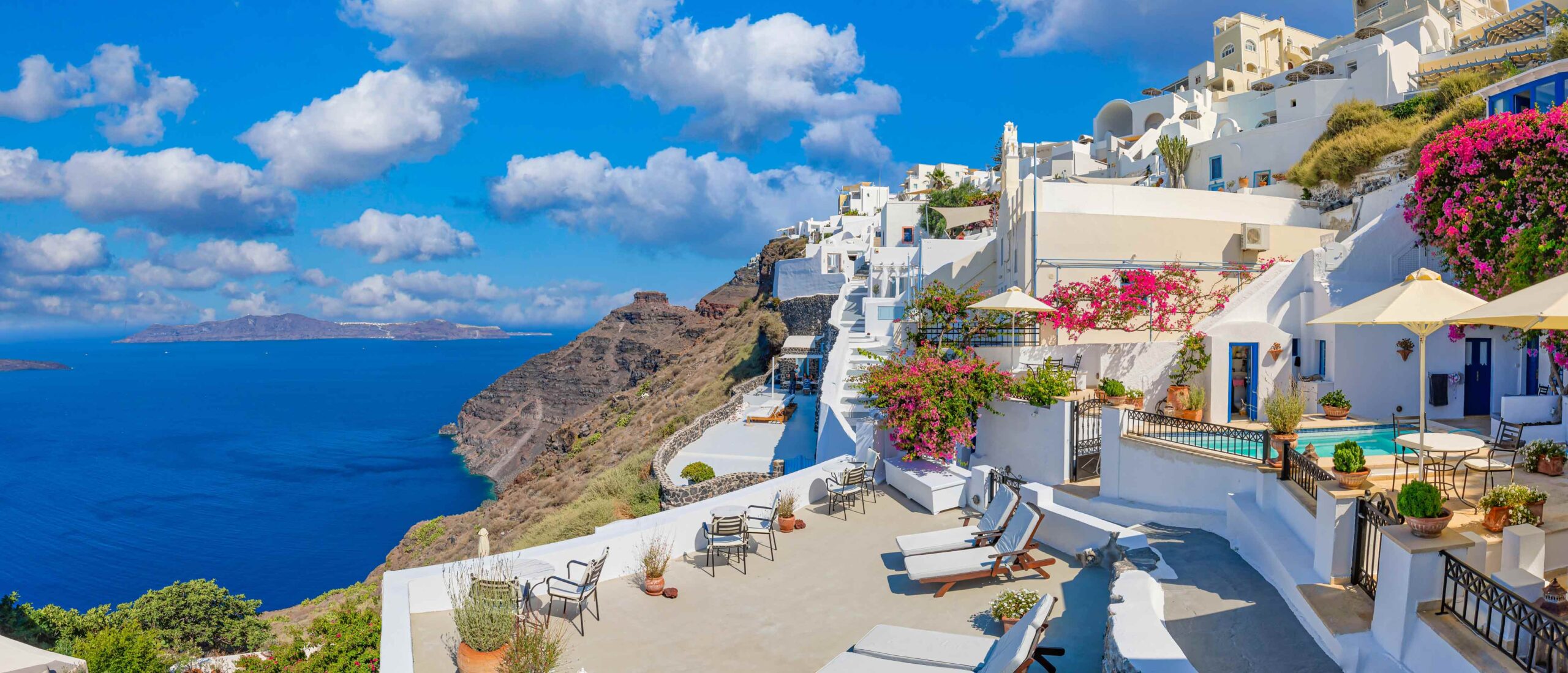 The Best Hotels in Santorini