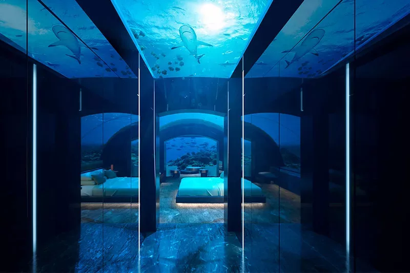 الفنادق تحت الماء