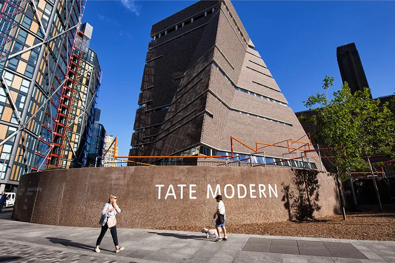 بهترین موزه های هنری مدرن اروپا - نمایی از موزه Tate Modern لندن