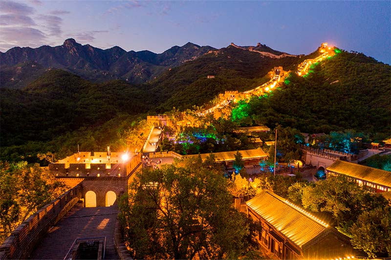 Night Walk on the Great Wall