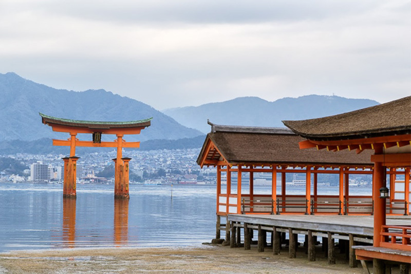 Itsukushima-Shrine