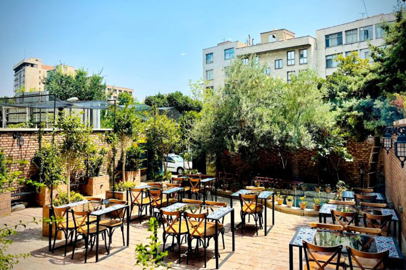 Emarat Balkh Book Cafe