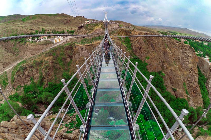الجسور المعلقة في إيران