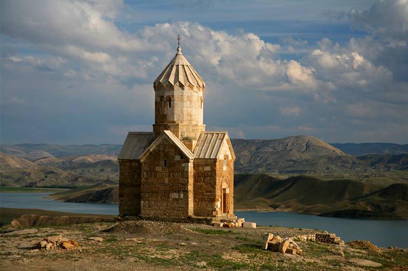 معروف‌ ترین کلیساهای ایران