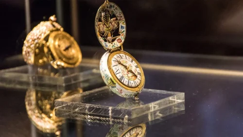 The Iranian Crown Jewels