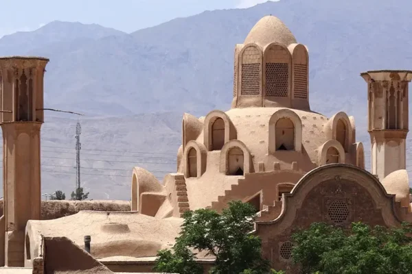 بماذا تشتهر كل مدينة في إيران