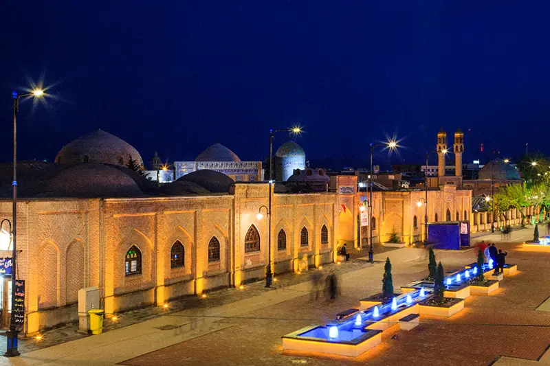 پیاده راه عالی قاپو