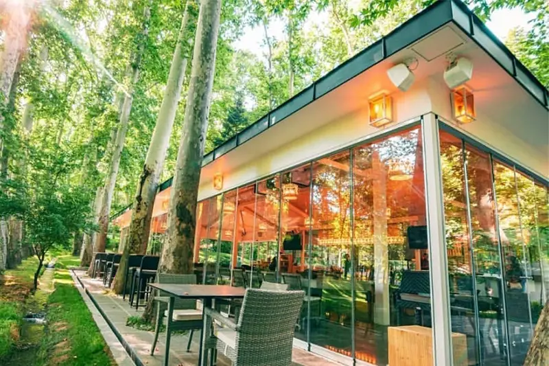 Facilities and Cafes of Saadabad Palace