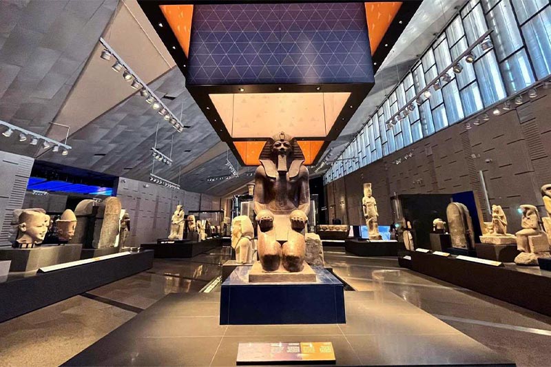 المتحف المصري الكبير
