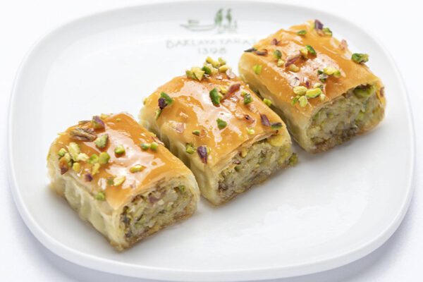 حلويات وهدايا تبريز